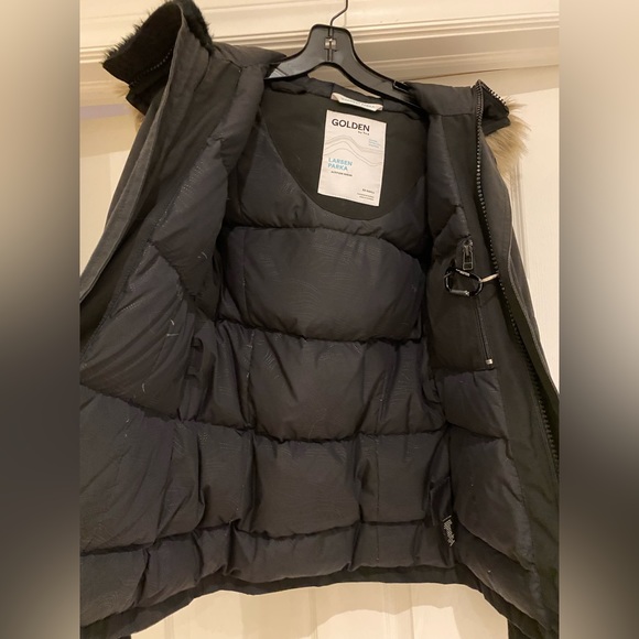 Aritzia Community Parka - Picture 2 of 3